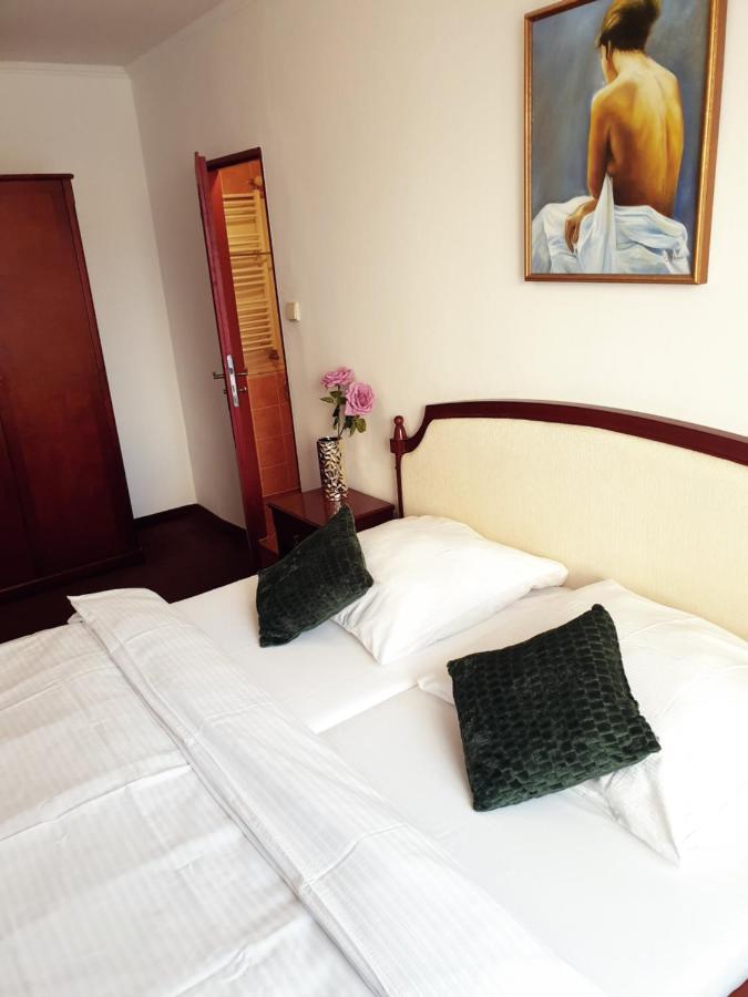 Wellness Hotel Hana 玛丽亚温泉 外观 照片